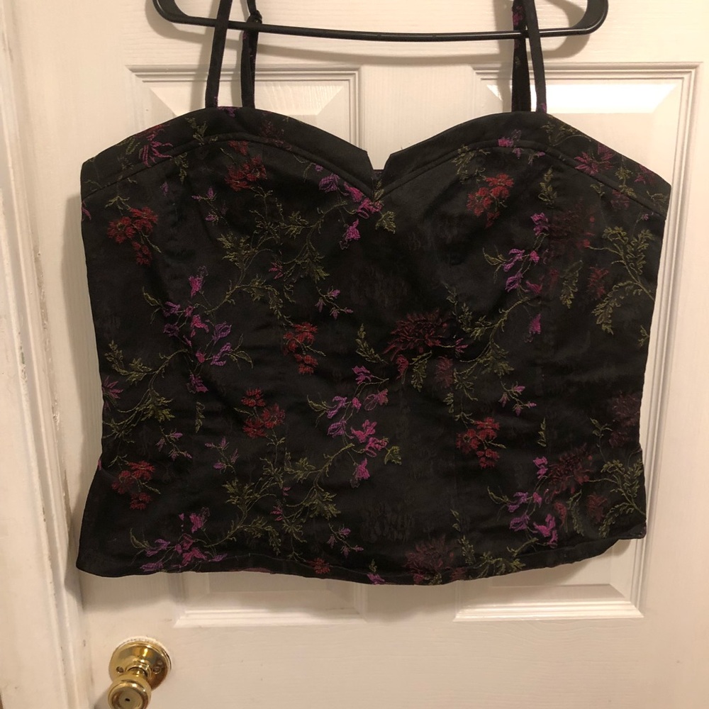 Black bustier